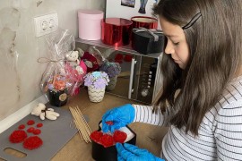 Milica Stevanović (11) pravi neobične bukete od sapuna (FOTO)