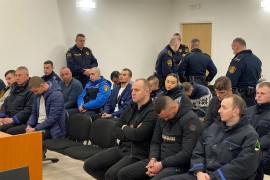 "Torcidaši" u zavojima na sudu u Tuzli: Oni stoje iza napada na ...