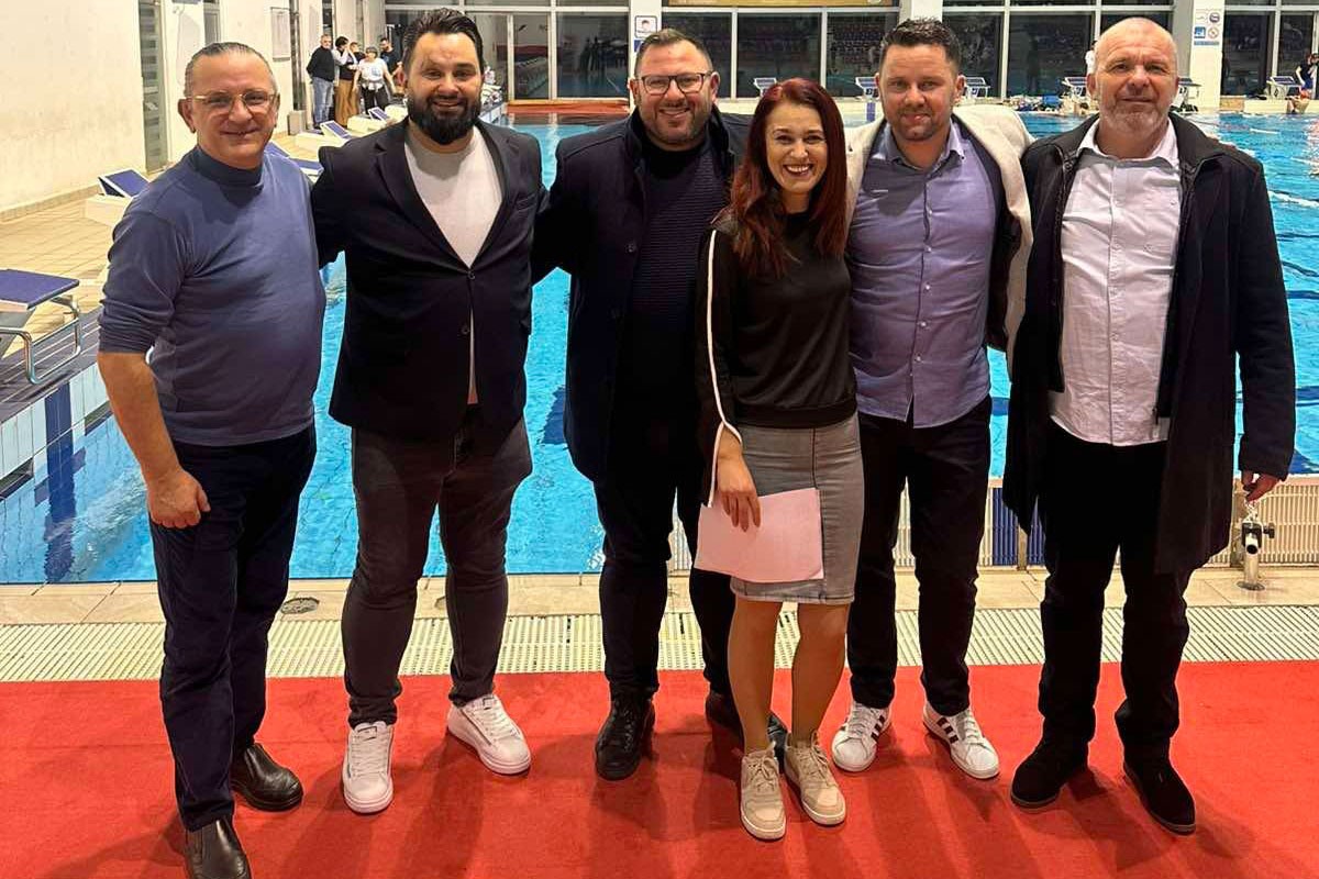 Završena besplatna obuka neplivača: 500 osnovaca savladalo plivanje