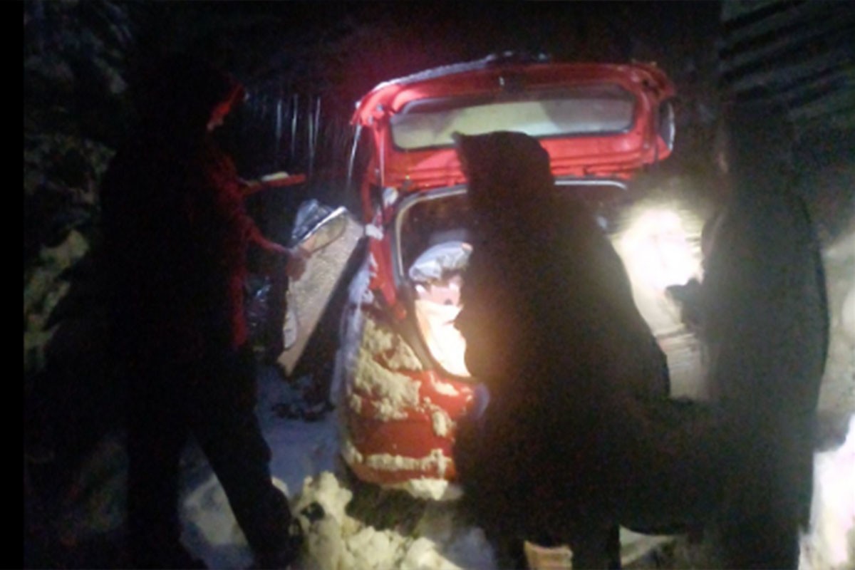 Četiri državljanke Srbije zalutale u brdima kod Goražda, evakuisali ih spasioci (FOTO)
