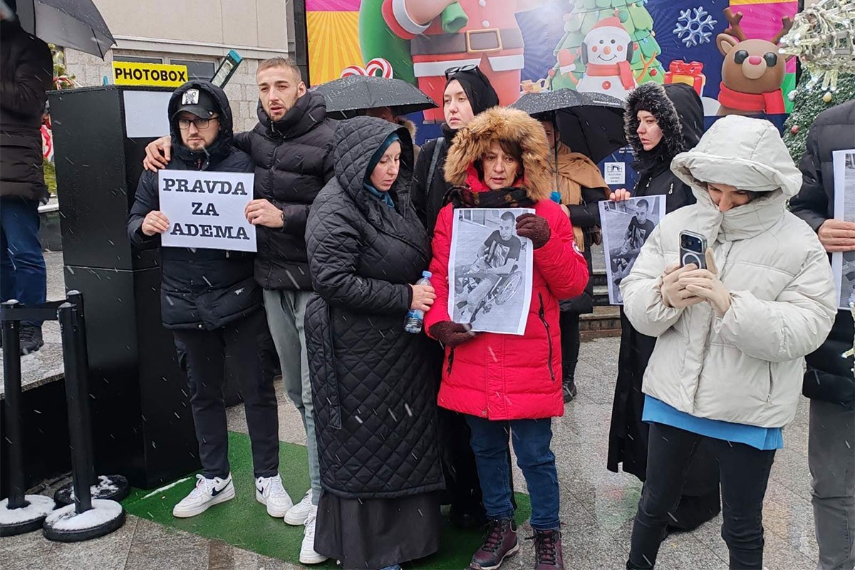 Tužilaštvo USK nakon protesta formiralo predmet o smrti Adema Jušića (22)