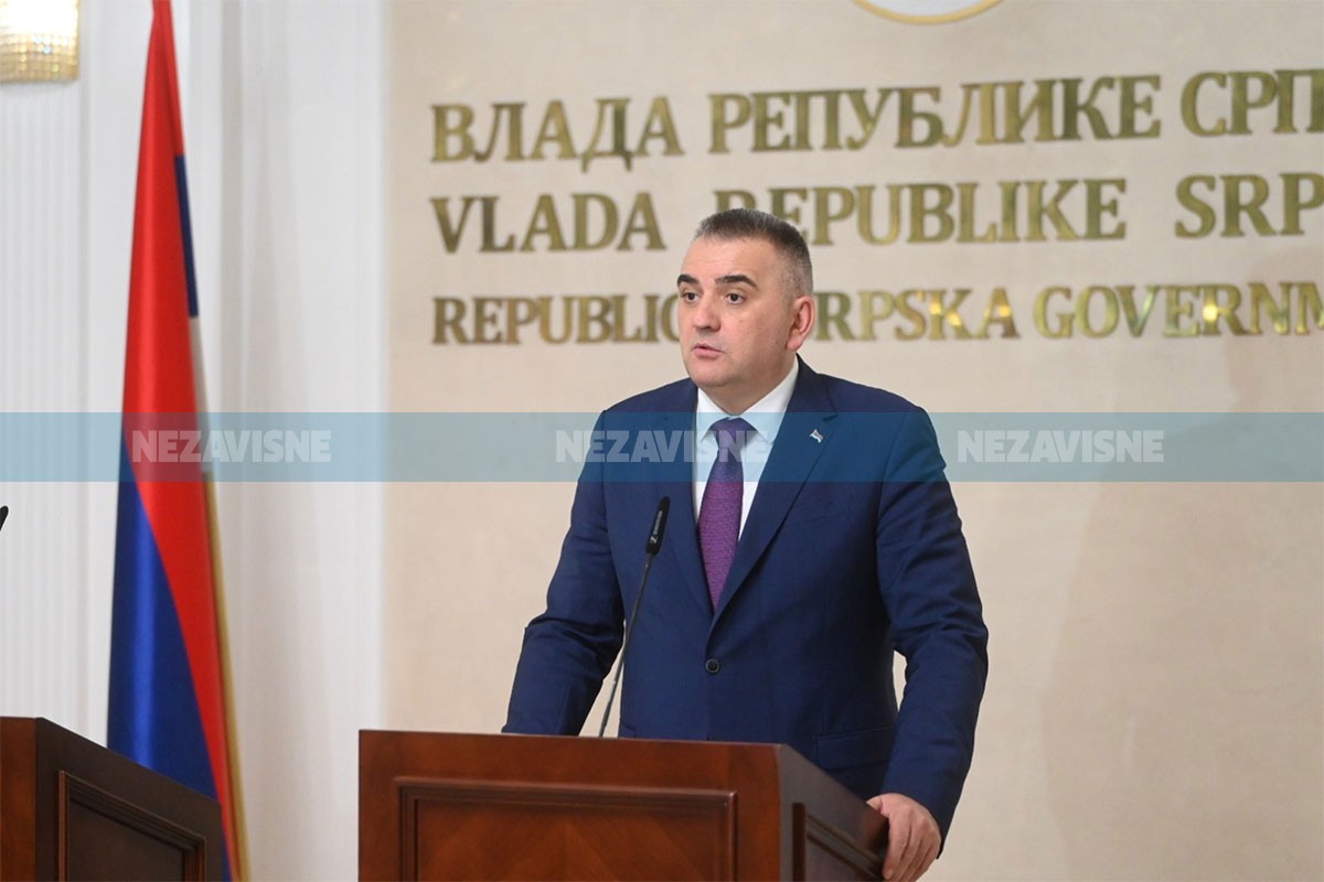 Minić: Da badnji dan donese mir, ljubav i dostojanstvo