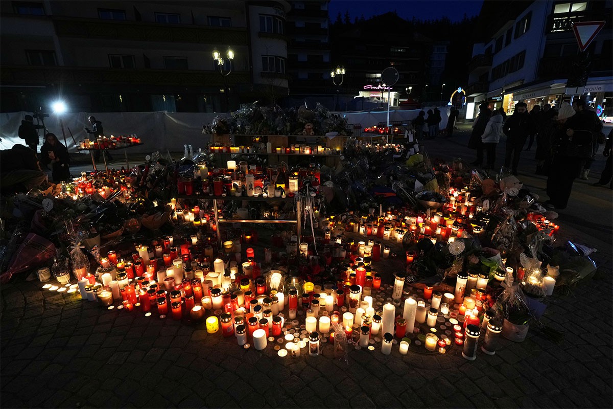 Sahranjen heroj Stefan: Mladić iz Ljiga poginuo spasavajući ljude u požaru u Švajcarskoj