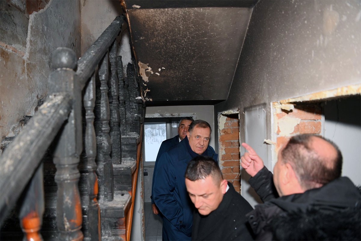 Porodici Vasilić 100.000 KM pomoći za obnovu kuće nakon požara