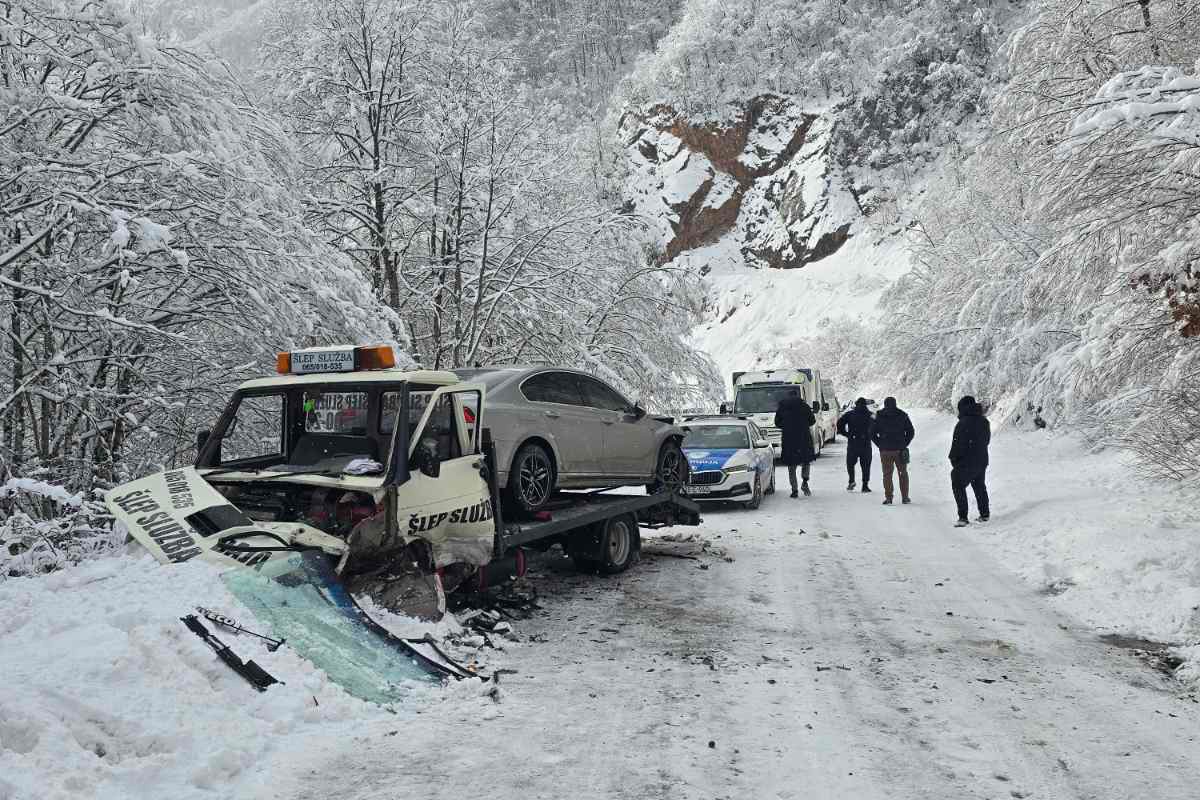 Žestok sudar na putu Sarajevo - Foča (FOTO)
