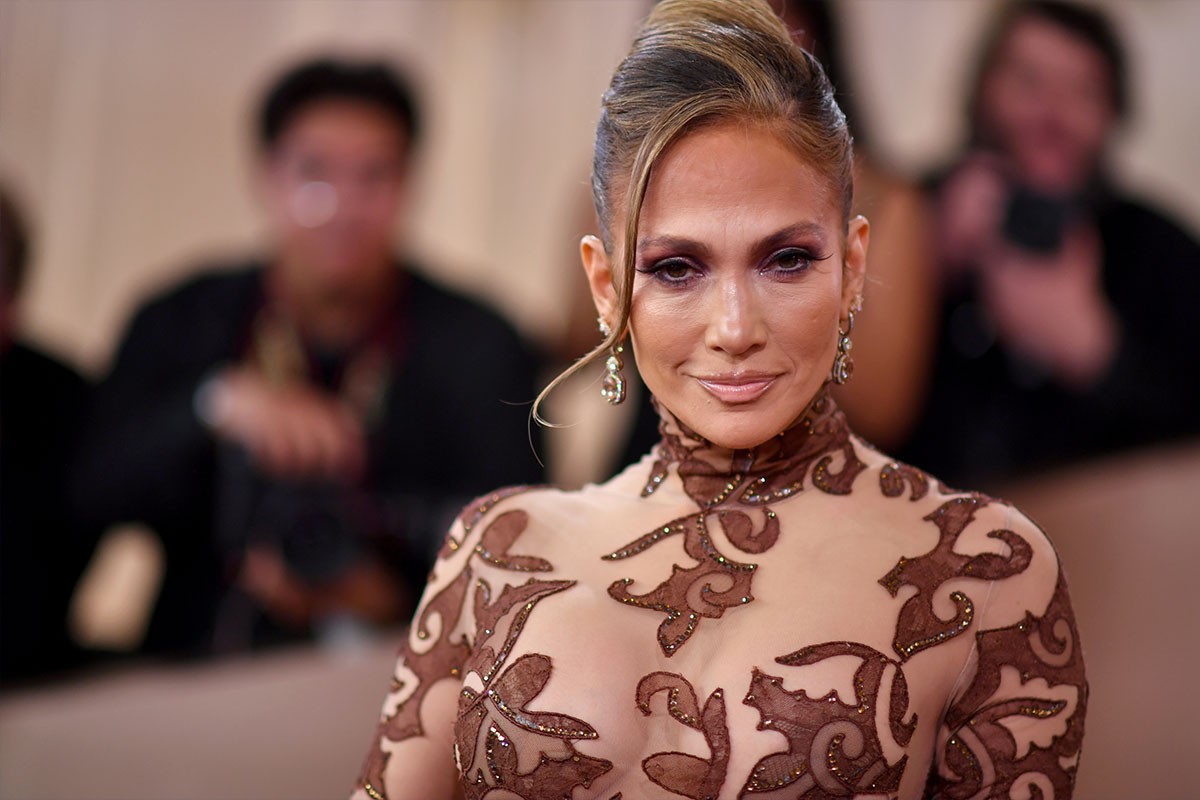 Latino diva zablistala u haljini koja mnogo otkriva