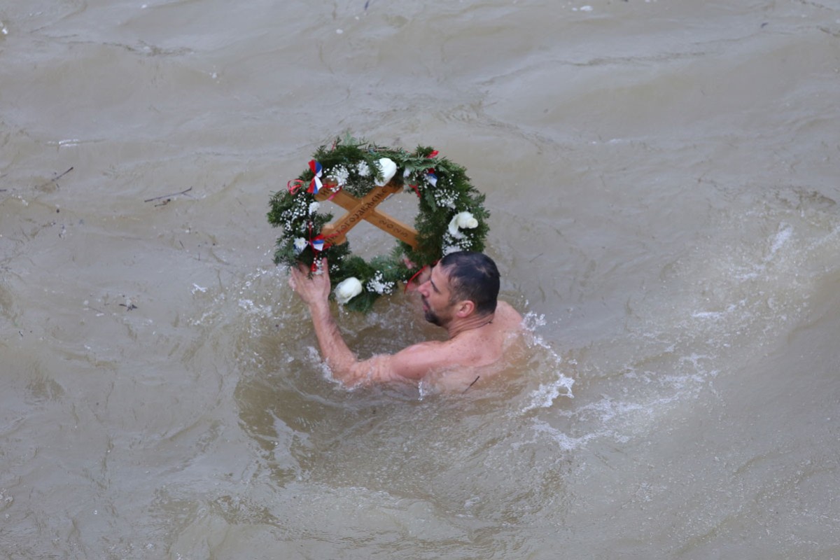 Litija i plivanje za časni krst u Banjaluci u ponedjeljak, 19. januara