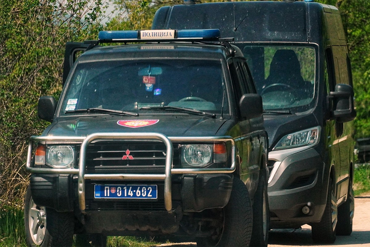 Stravični napad u Beogradu: Majku izbo nožem