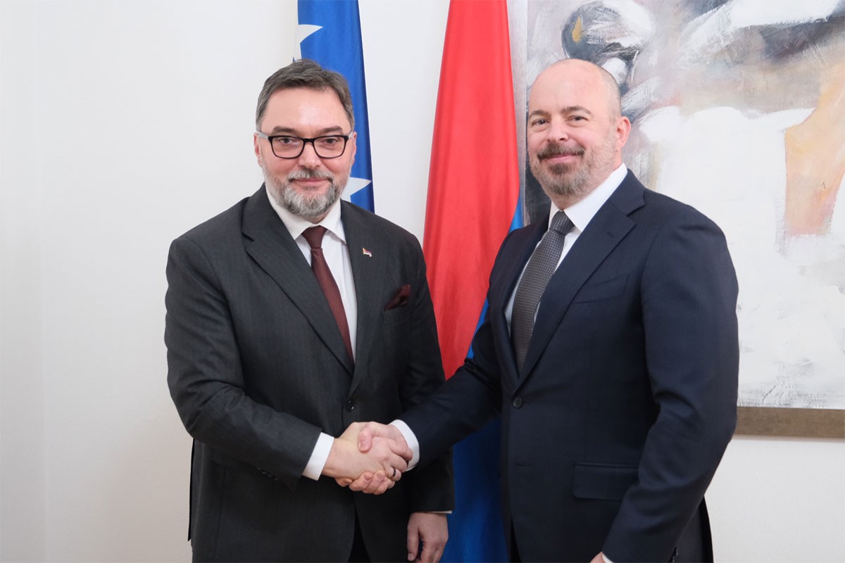 Staša Košarac razgovarao sa Džonom Ginkelom