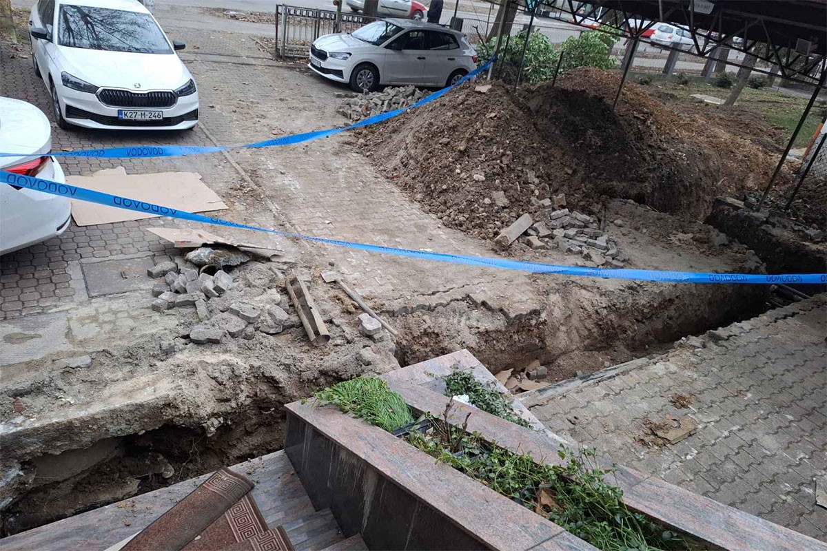 Trule cijevi poslale đake Građevinske škole u Banjaluci kući