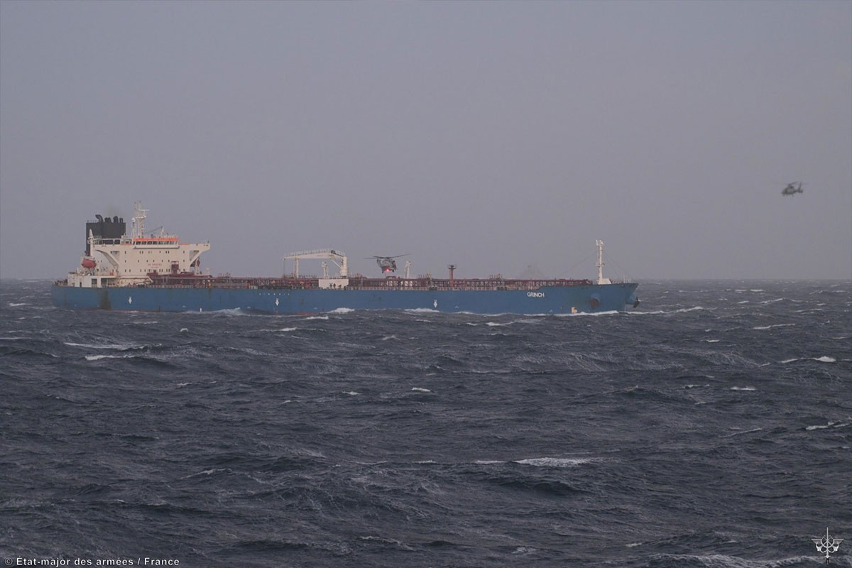 Francuska ratna mornarica presrela tanker iz Rusije (FOTO)