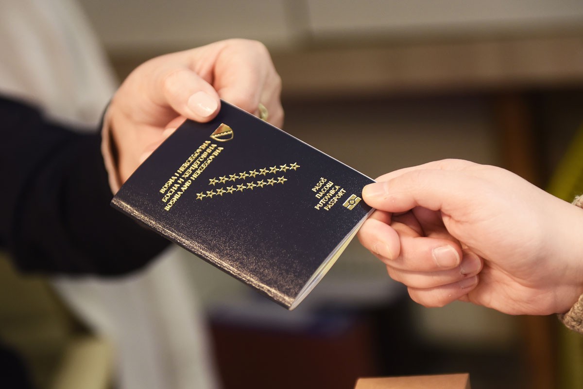 BiH uzela desetine miliona KM od onih koji odlaze