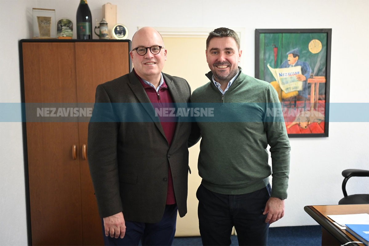 Džonatan Mur posjetio "Nezavisne  novine"