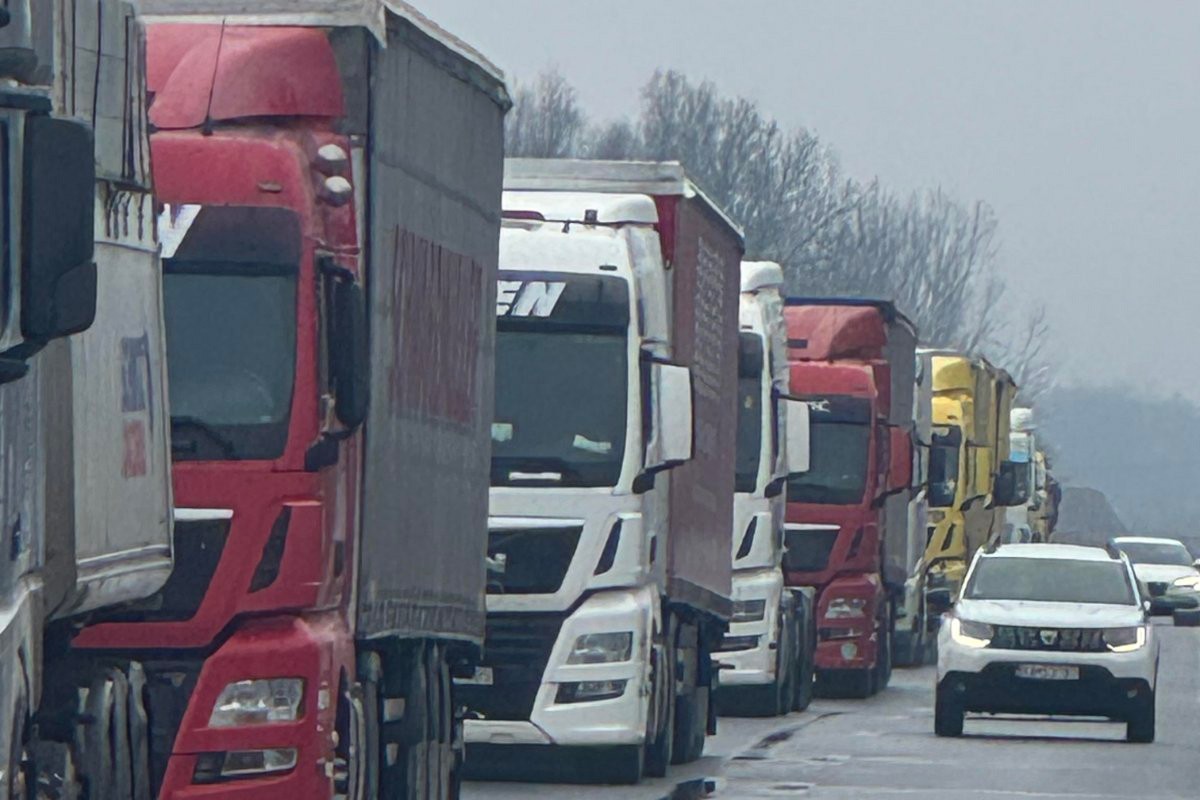 Protesti prevoznika se nastavljaju: Vozačima prijeti zabrana ulaska u EU