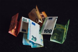 Muškarci u Španiji zarađuju u prosjeku 5.000 evra godišnje više od ...