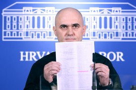 Skandal s pjesmama o Paveliću: Dabro uzvraća, načelnik Odžaka ...