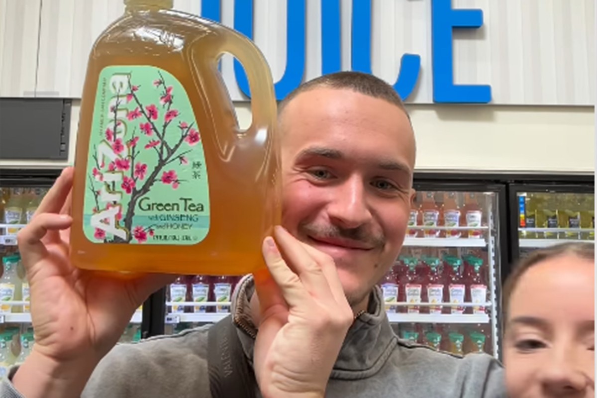 Denis pokazao proizvode iz američkog marketa koji kod nas ne postoje (VIDEO)