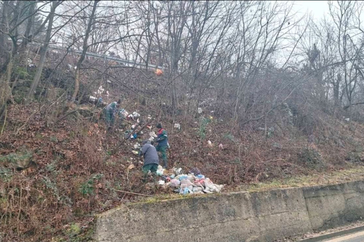 Akcija čišćenja putnih pojaseva u Banjaluci
