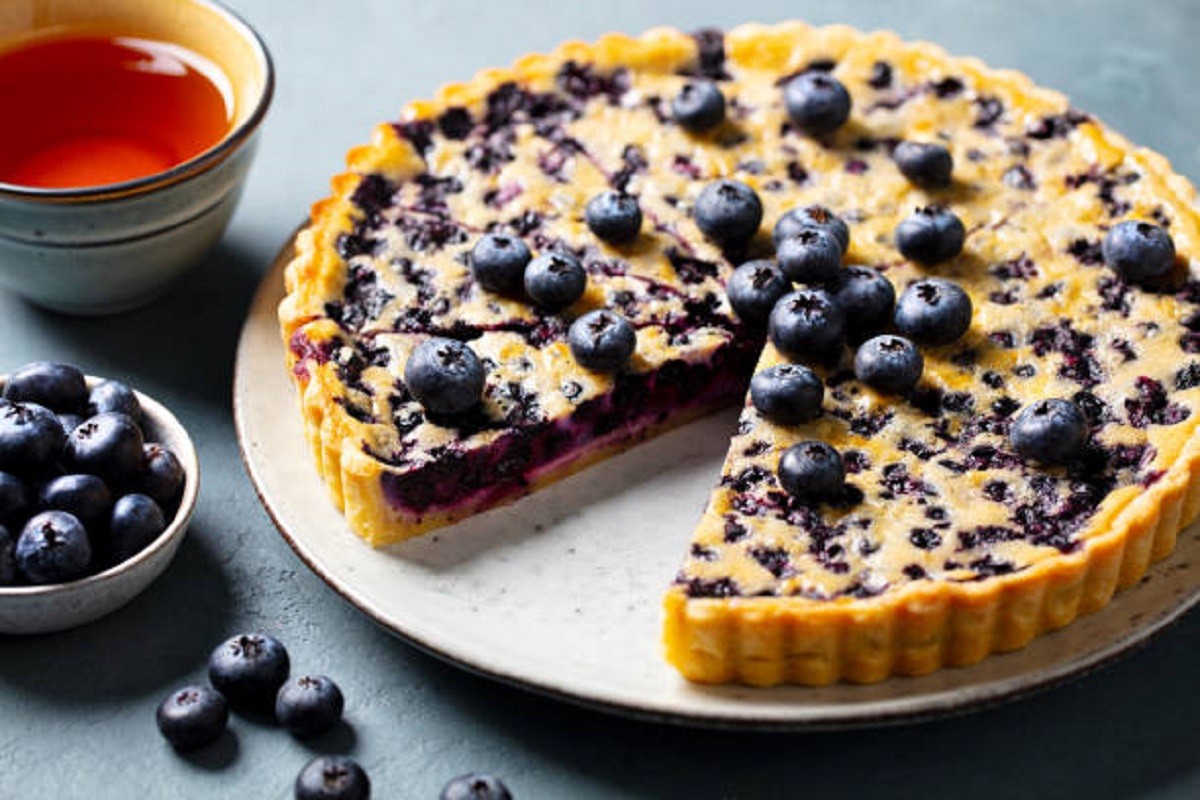 Borovnica tart sa bijelom čokoladom