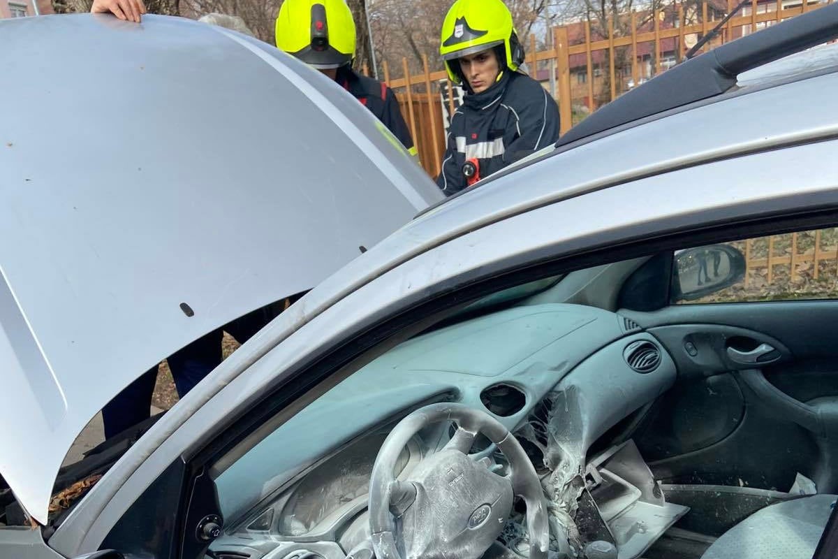 Auto gorio u Banjaluci