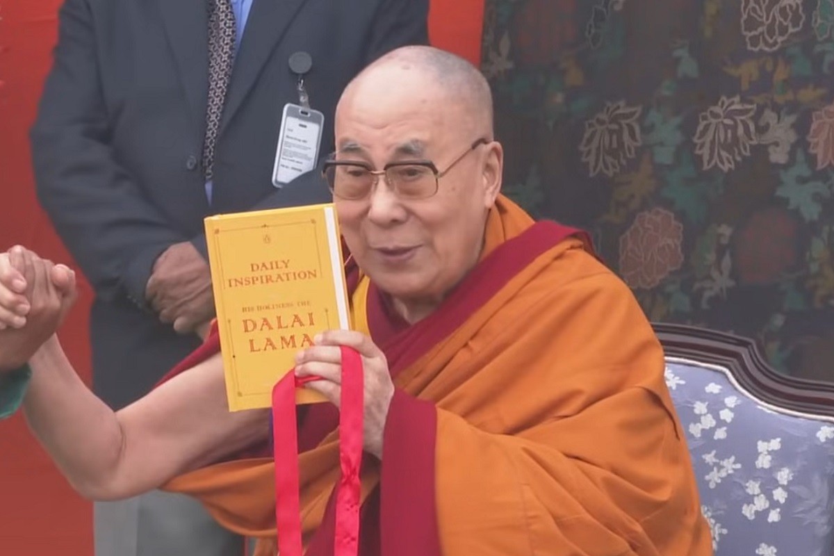 Dalaj Lama spomenut na desetine puta u Epstinovim dosjeima