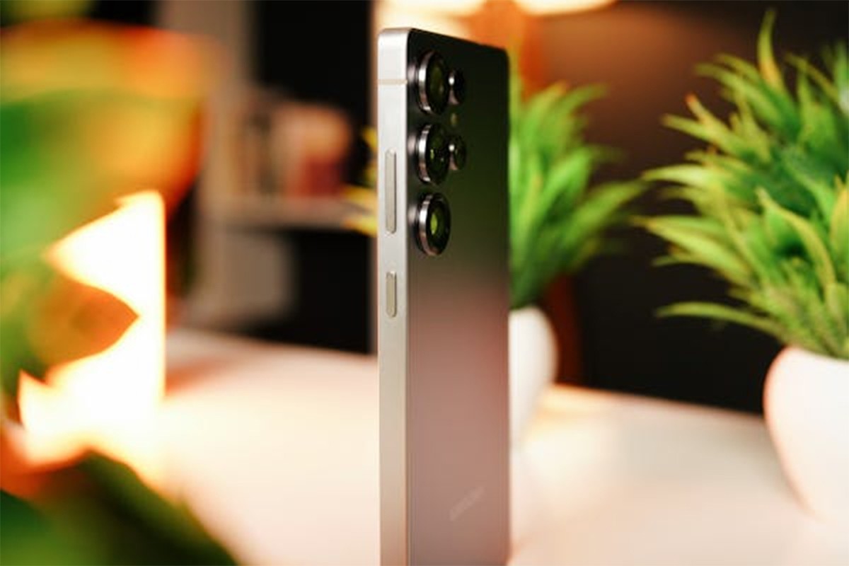 Poznato kada će Samsung predstaviti Galaxy S26 seriju telefona (VIDEO)