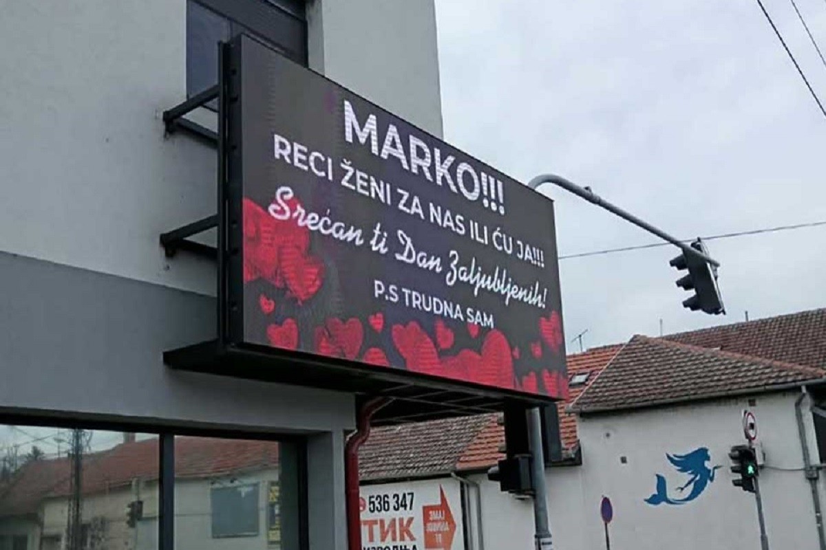 Dan zaljubljenih obilježila poruka na bilbordu (FOTO)