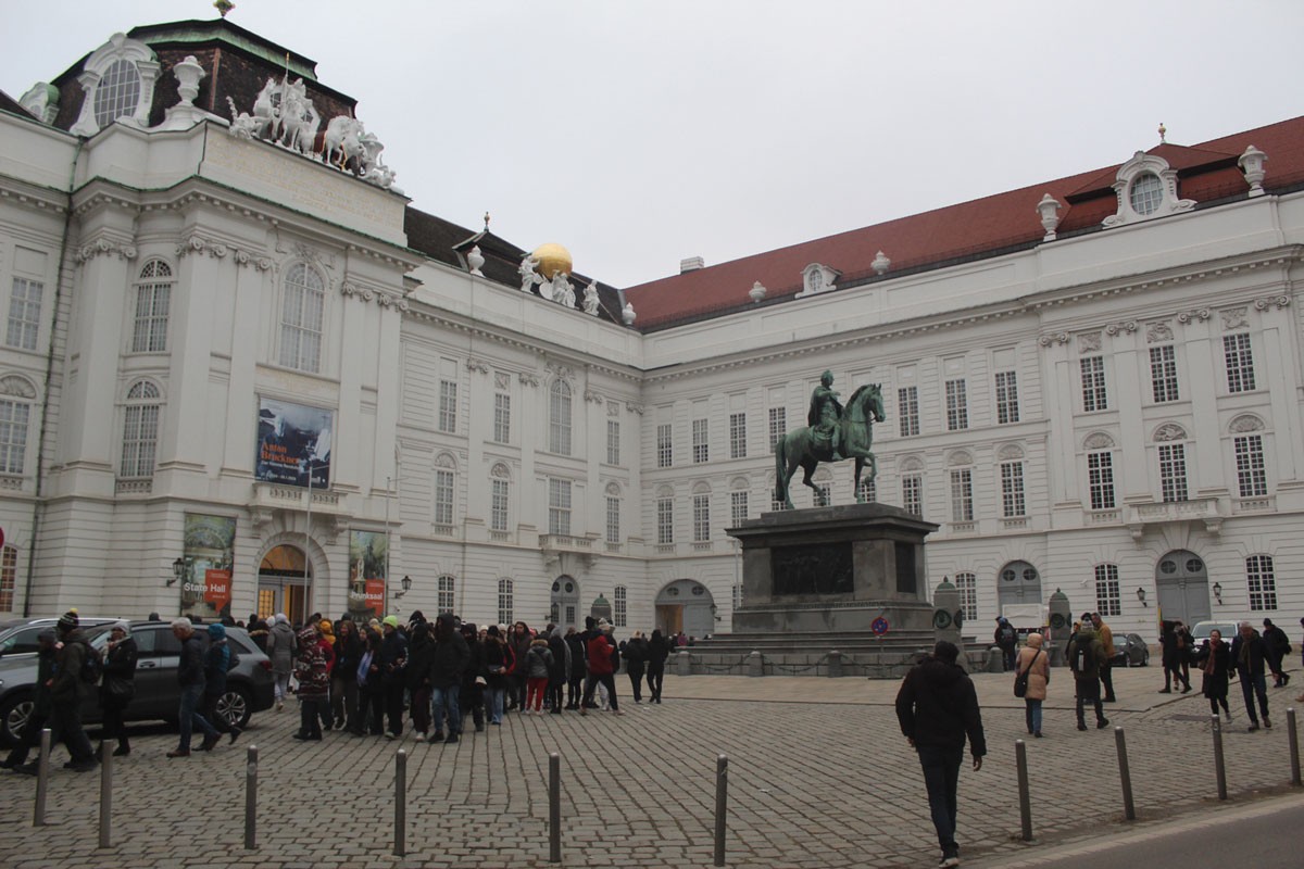 Beč kroz oči Hercegovaca: Putovanje koje se prepričava