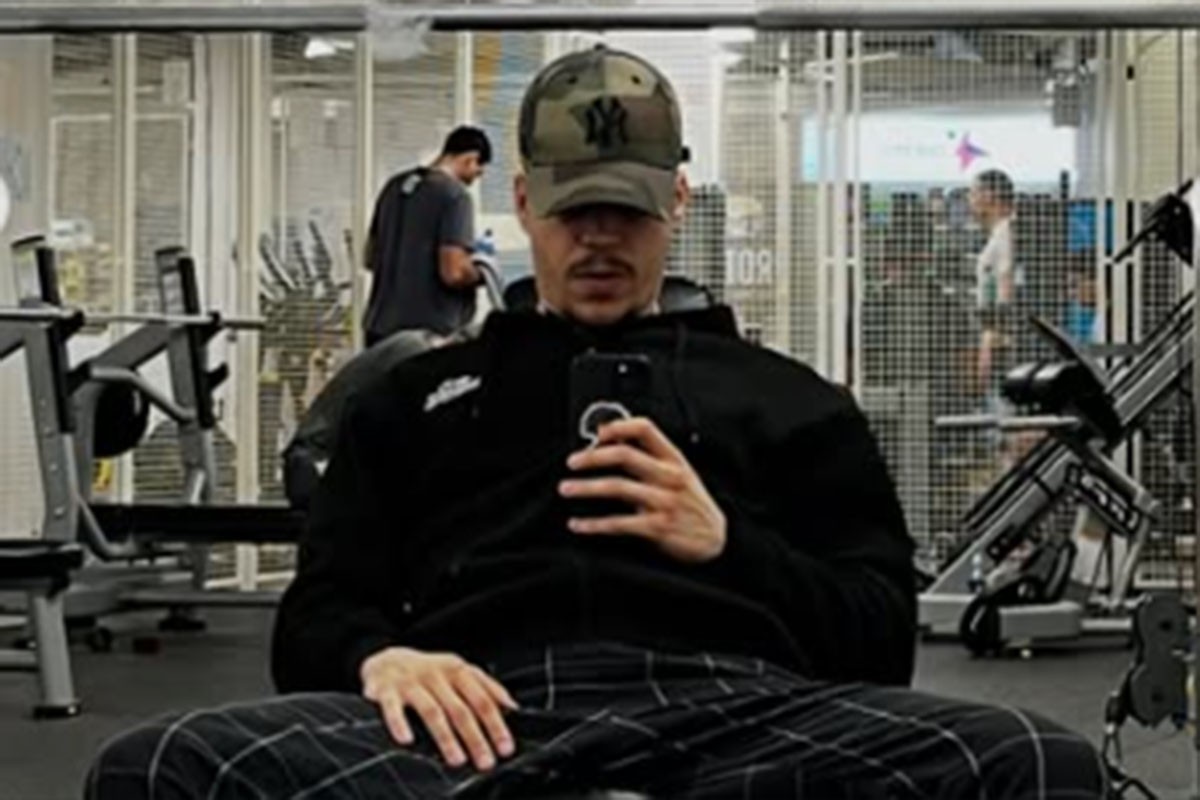 Srpski glumac objavio selfi iz teretane (FOTO)