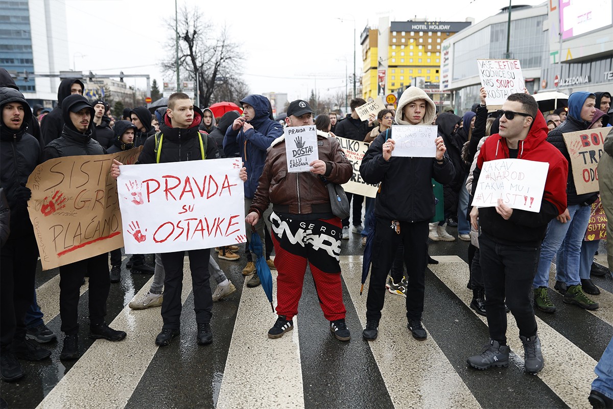Danas novi protesti u Sarajevu, traže ostavke