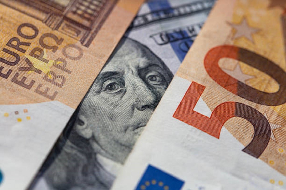 EUR/USD ostaje pod pritiskom blizu 1,1850