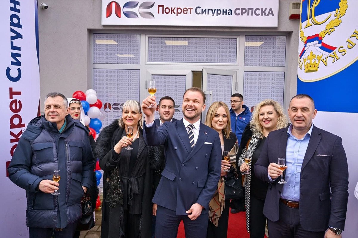 Otvorene centralne prostorije Pokreta "Sigurna Srpska" u Banjaluci