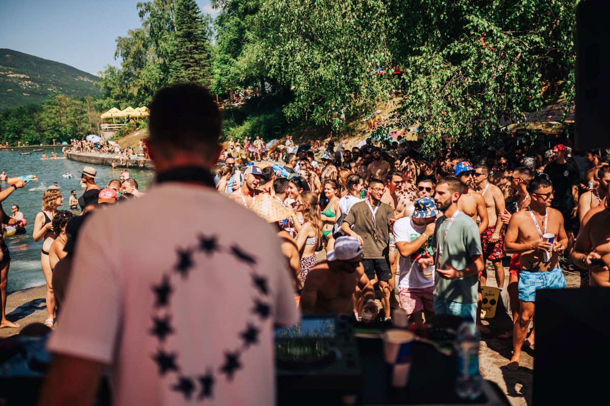 Finalni lineup "Jelen OK festa": Velikani elektronske muzike na Tjentištu