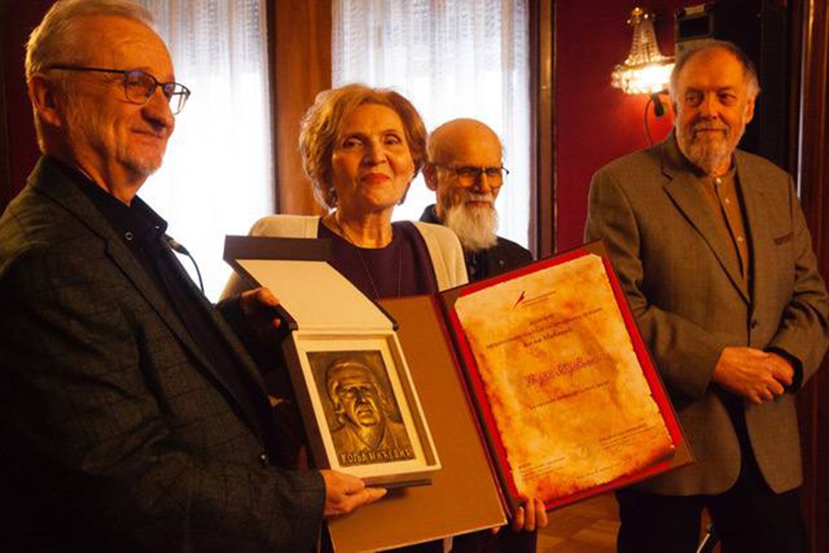 Vera Horvat: Kolja Mićević, neumorni tragalac za nedohvatnim