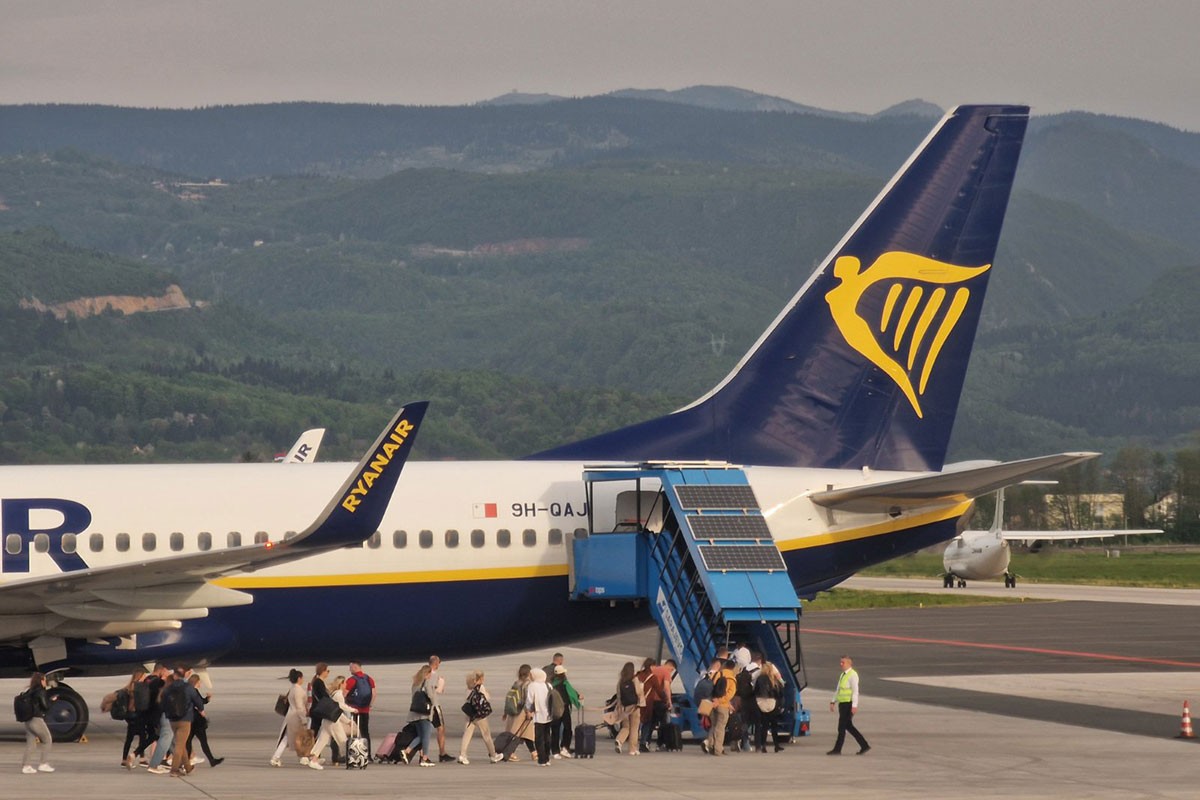 Ryanair odlučio: Ukidamo dio linija iz Banjaluke (FOTO)