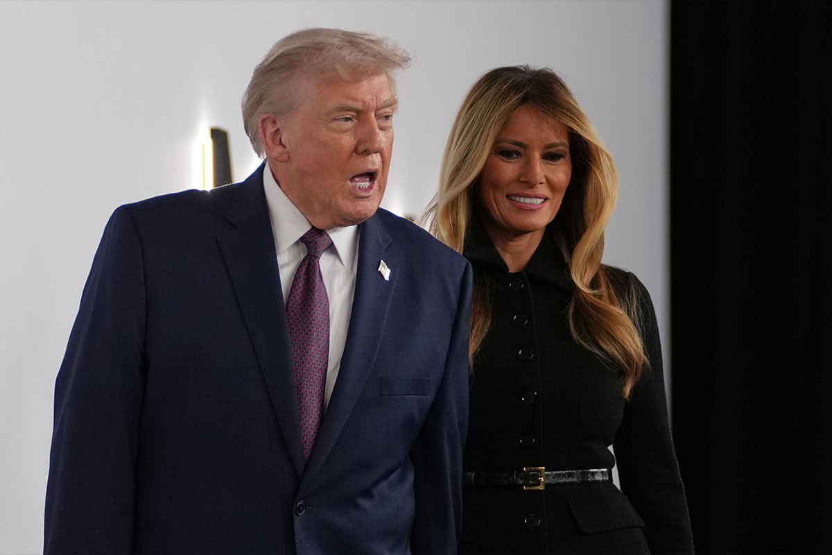 Trampa pitali šta je kupio Melaniji za Dan zaljubljenih (VIDEO)