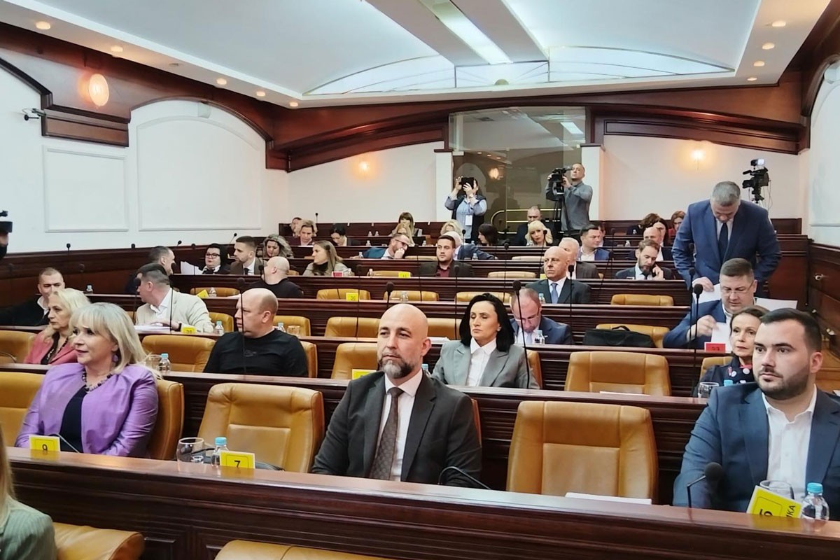 Skupština grada Banjaluka vanredno o platama radnika vrtića