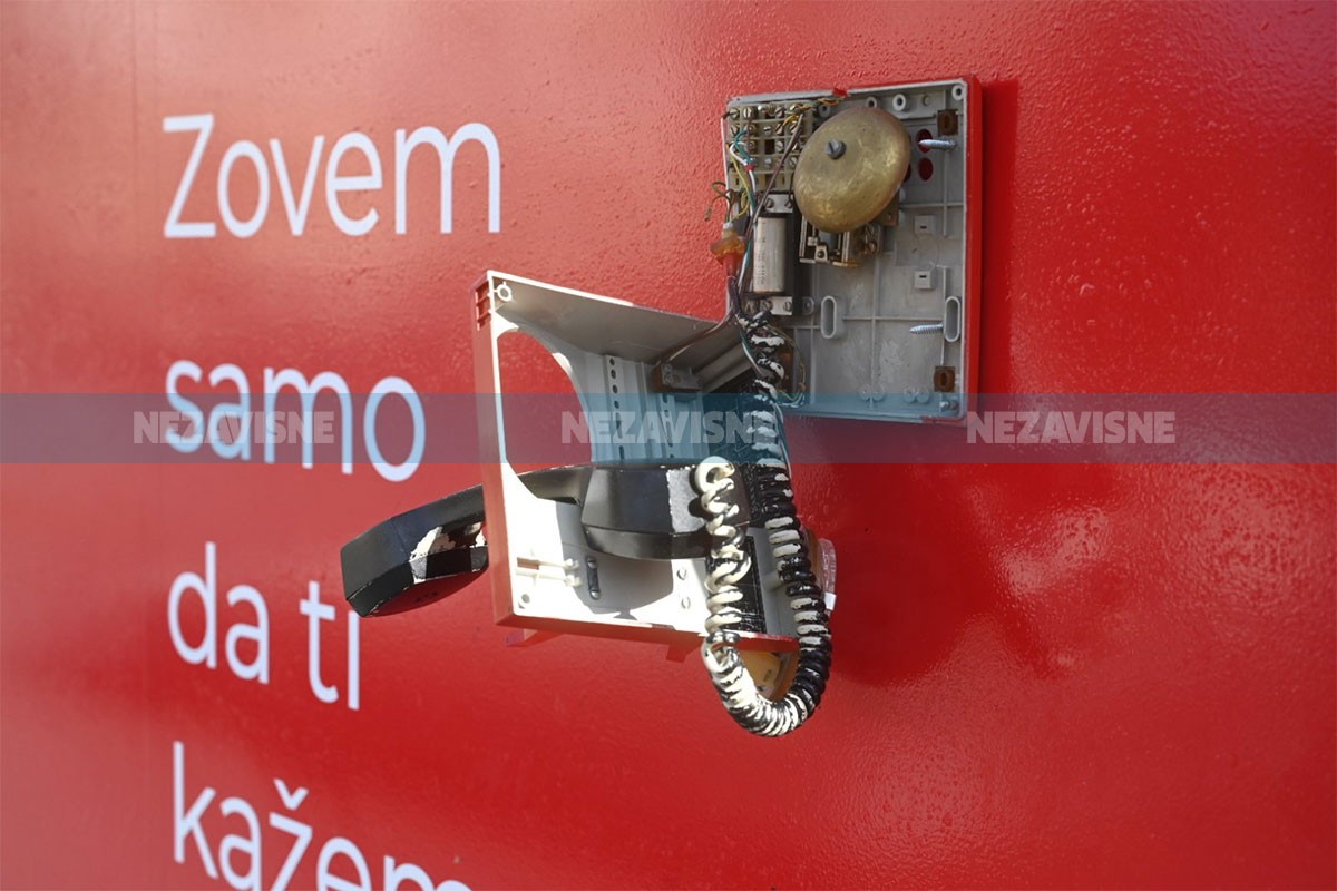 Vandalizam u Banjaluci: Instalacija za fotografisanje izdržala 10 dana