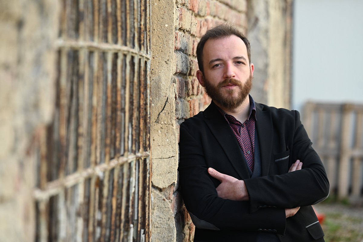 Aleksa Janković za "Nezavisne": Pjesnik je onaj koji spaja sfere i svjetove