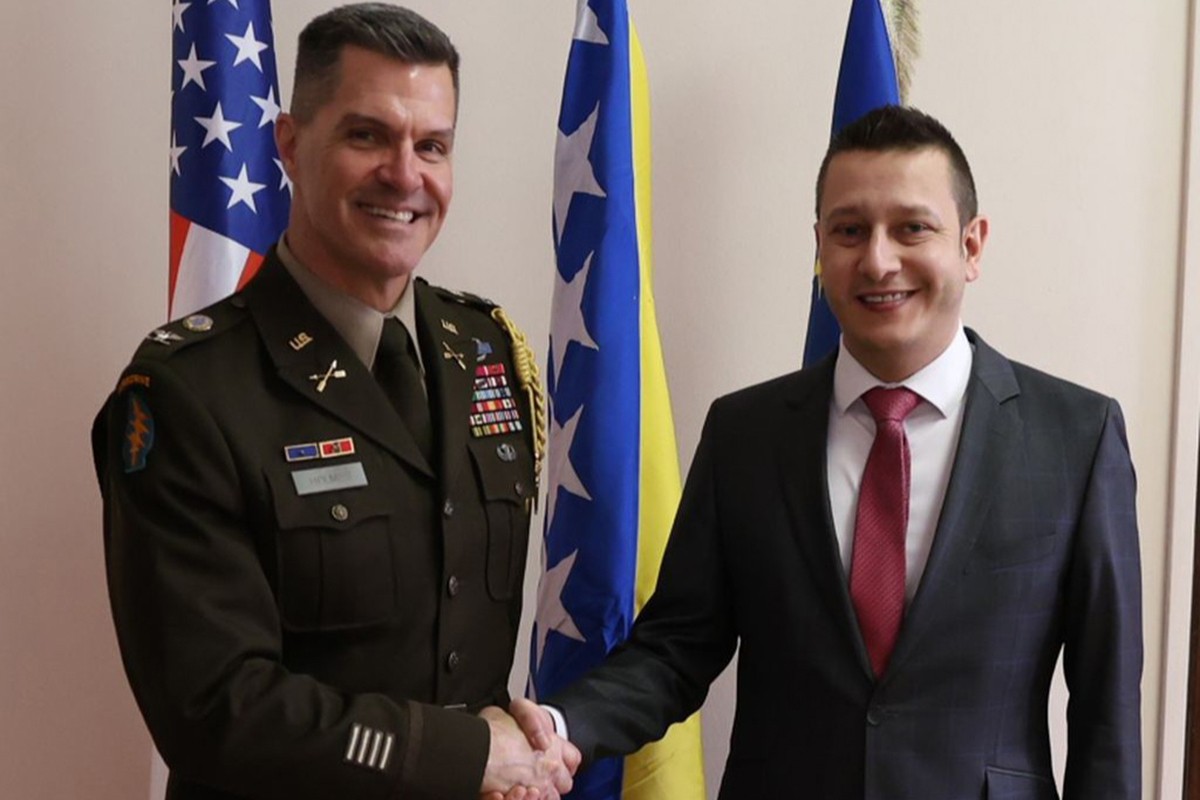 Sastanak Goganovića i Holmsa: "Srbi ostaju pouzdan partner američkom narodu"