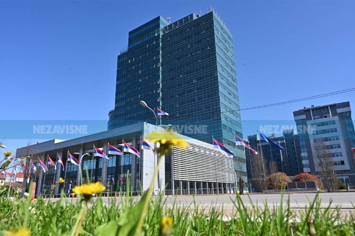 Vlada RS usvojila Uredbu o fizičkom prenosu gotovine, šta to znači