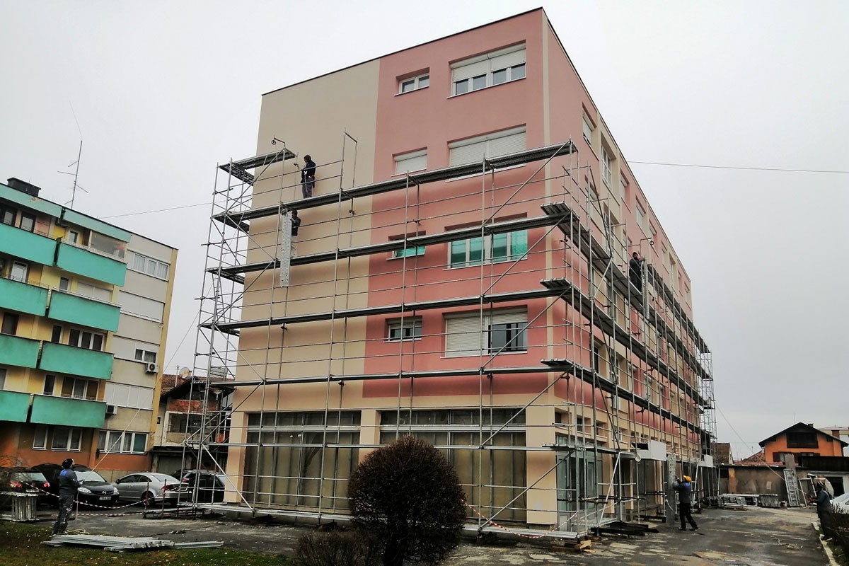 Gradiška: Grad pomaže obnovu dotrajalih fasada