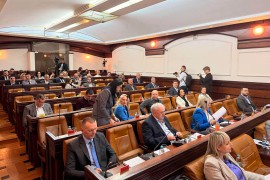 Nastavljena sjednica banjalučke Skupštine: Pred odbornicima ...
