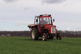 Ugradio navigaciju na traktor iz 1977. godine: Šta je time dobio ...