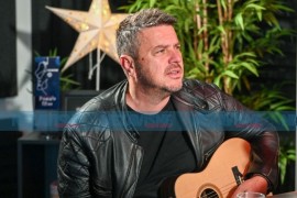 Režak na koncertu za žrtve Ribnikara: Otkrio zašto je supruga dala ...
