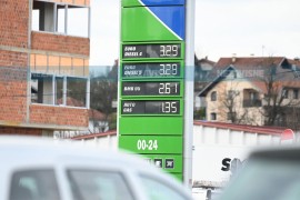 Cijena dizela u Banjaluci dostigla 3,29 KM, očekuje se dalji rast