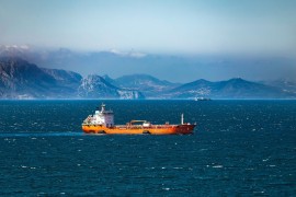 Amerika ublažava sankcije na kupovinu iranske nafte u tranzitu