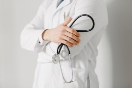 Plata doktora izazvala spor: Samostalni sindikat objavio podatke ...