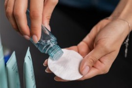 Koliko je suvi šampon za kosu štetan – i koje zamjene koristiti?