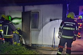 Gorio stambeni kontejner u Banjaluci (FOTO)
